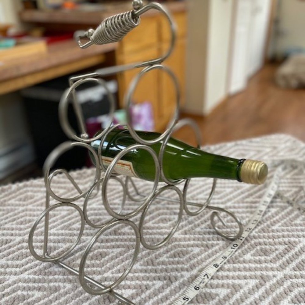 Nice! Silver Tone Metal Wine/Bottle Holder - Picture 5 of 8